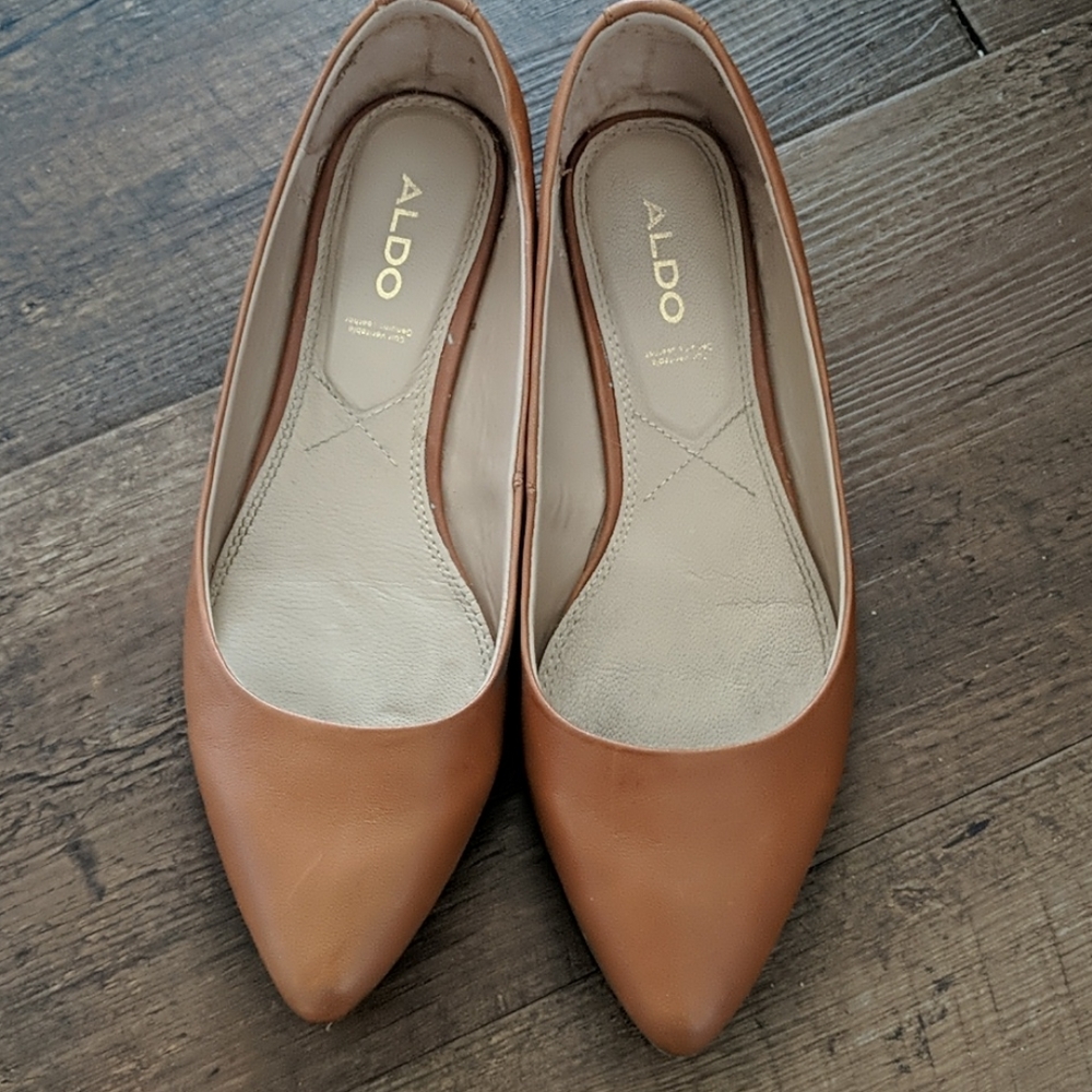 Aldo leather flats